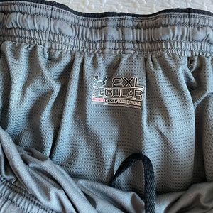 Under armor running short w liner